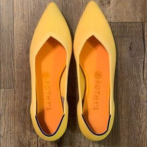 Rothy’s Sunshine Points size 9